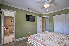 Relaxing Punta Gorda Getaway w/ Fire Pit!