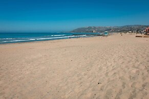Remodeled Ventura Beach Home With Yard & Fire Pit!