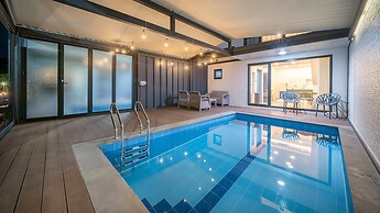 Changwon 055 Poolvilla