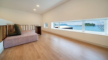 Changwon 055 Poolvilla