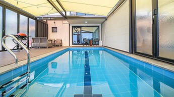 Changwon 055 Poolvilla