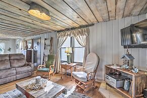 Eclectic Ladysmith Hideaway: Hike and Hunt!