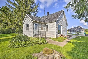 Eclectic Ladysmith Hideaway: Hike and Hunt!