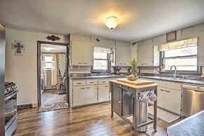 Eclectic Ladysmith Hideaway: Hike and Hunt!