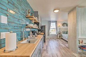 Adorable Downtown Studio - 1 Block to Long Beach!