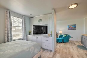 Adorable Downtown Studio - 1 Block to Long Beach!