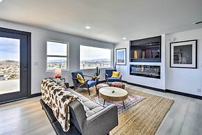 Hilltop Oasis w/ Sweeping Landscape Views