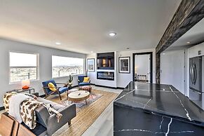 Hilltop Oasis w/ Sweeping Landscape Views