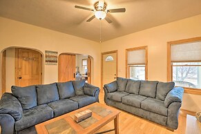 All-season Grand Haven Getaway With Deck!