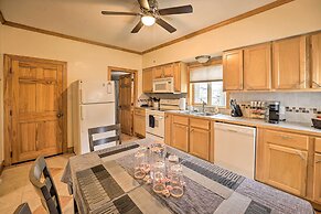 All-season Grand Haven Getaway With Deck!