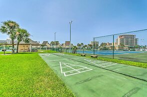 Sandpiper Cove Escape on Canal - Walk to Beach!