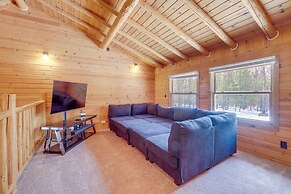 Interlochen Cabin w/ Fireplace - Near State Park!