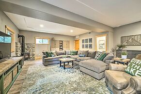 Bikes, Grill & Views: Luxe Truckee Cabin!