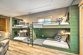 Bikes, Grill & Views: Luxe Truckee Cabin!