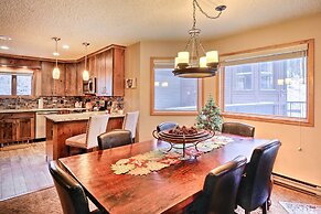 Walk to Shuttle: Breckenridge Retreat w/ Balcony!