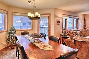 Walk to Shuttle: Breckenridge Retreat w/ Balcony!