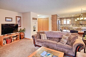 Walk to Shuttle: Breckenridge Retreat w/ Balcony!