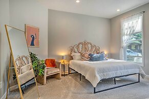 Quaint + Cozy Indianapolis Getaway w/ Yard!