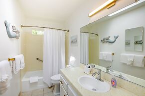 Lakefront Grover Beach Home ~ Walk to Ocean!