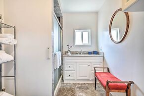 Romantic Pasadena Home w/ Covered Porch!