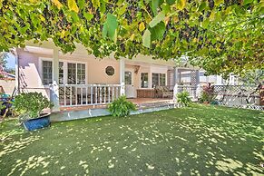 Romantic Pasadena Home w/ Covered Porch!