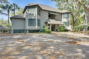 Blissful Kiawah Island Escape: Walk to the Beach!