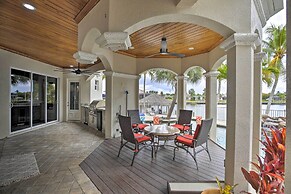 Luxe Cape Coral Escape w/ Boat Dock + Cabana!