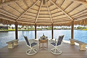 Luxe Cape Coral Escape w/ Boat Dock + Cabana!