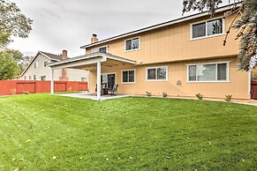 4 Mi to Dtwn Reno: Sleek Family Retreat!