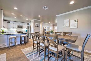 Updated 'blue Door Haus' ~ 1 Mi to Main St!