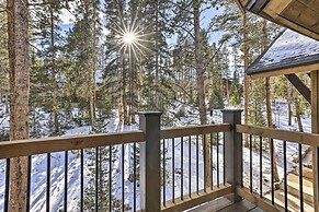 3 Fireplaces & Mtn View: Luxe Home in Breckenridge