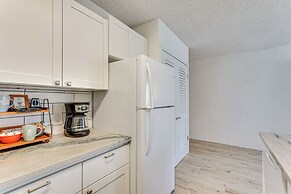 Newly Remodeled Kailua-kona Condo w/ Pool Access