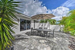 Remodeled Naples Getaway w/ Pool ~ 1 Mi to Beach!