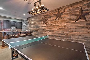 Blue River Home w/ Hot Tub, 6 Mi to Skiing!