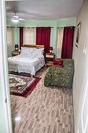 The Hamilton's Nature Villa