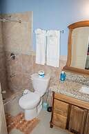 The Hamilton's Nature Villa