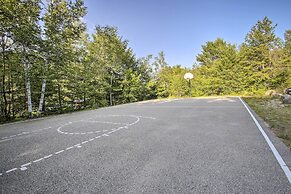 Conway Home w/ Game Room: 5 Private Beaches