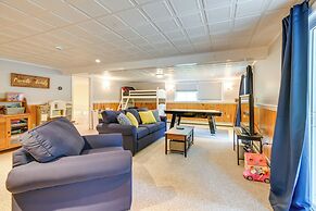 Conway Home w/ Game Room: 5 Private Beaches