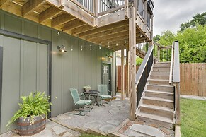 Modern Louisville Apartment w/ Furnished Deck