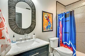 Modern Louisville Apartment w/ Furnished Deck