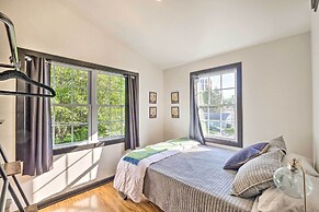 Modern Louisville Apartment w/ Furnished Deck