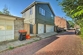 Modern Louisville Apartment w/ Furnished Deck