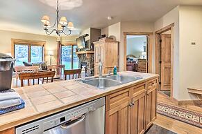 Cozy Red Hawk Lodge Condo: Walk to River Run!