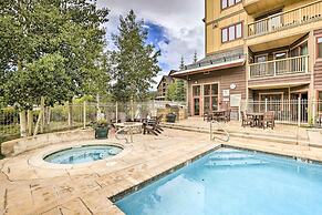 Cozy Red Hawk Lodge Condo: Walk to River Run!