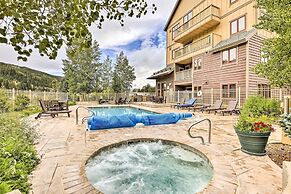 Cozy Red Hawk Lodge Condo: Walk to River Run!