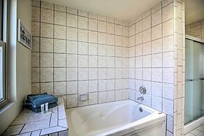 'breeze By the Pool' Chula Vista Home w/ Game Room