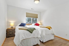 'heart of Bozeman' Townhome w/ Patio Near MSU