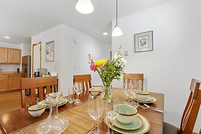 'heart of Bozeman' Townhome w/ Patio Near MSU