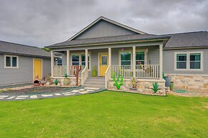 Canyon Lake Home w/ Spacious Deck & Backyard!