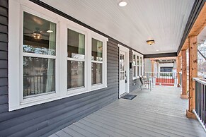 Charming Downtown Home w/ Updated Interior!